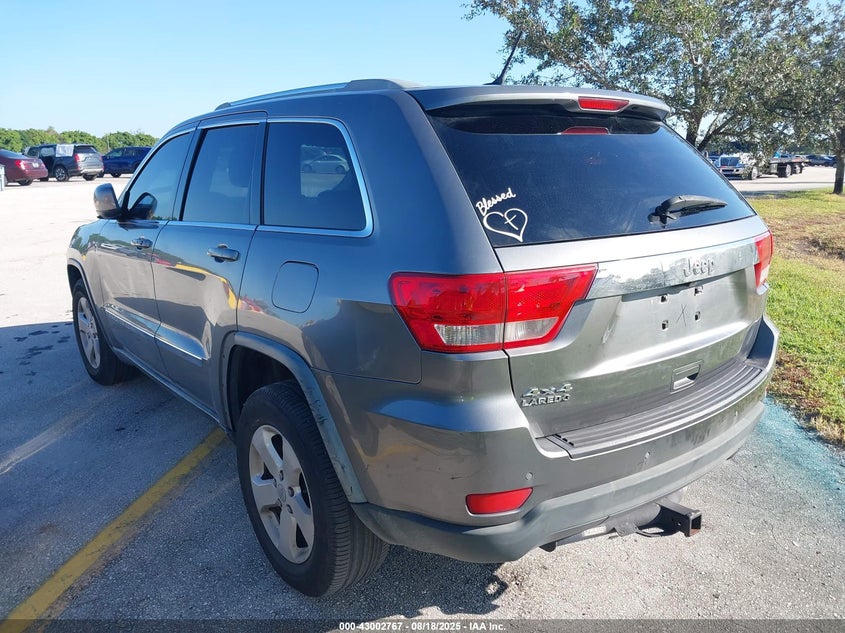 Vin: 1j4rr4gg2bc656686, lot: 43496833, jeep grand cherokee laredo 20113