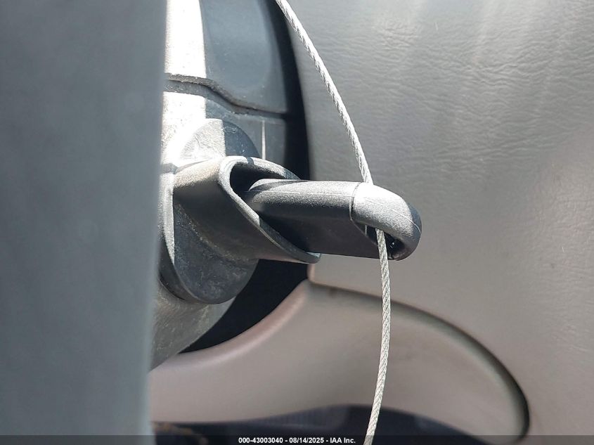 2003 Mercury Sable Gs VIN: 1MEFM50U53G627768 Lot: 43003040