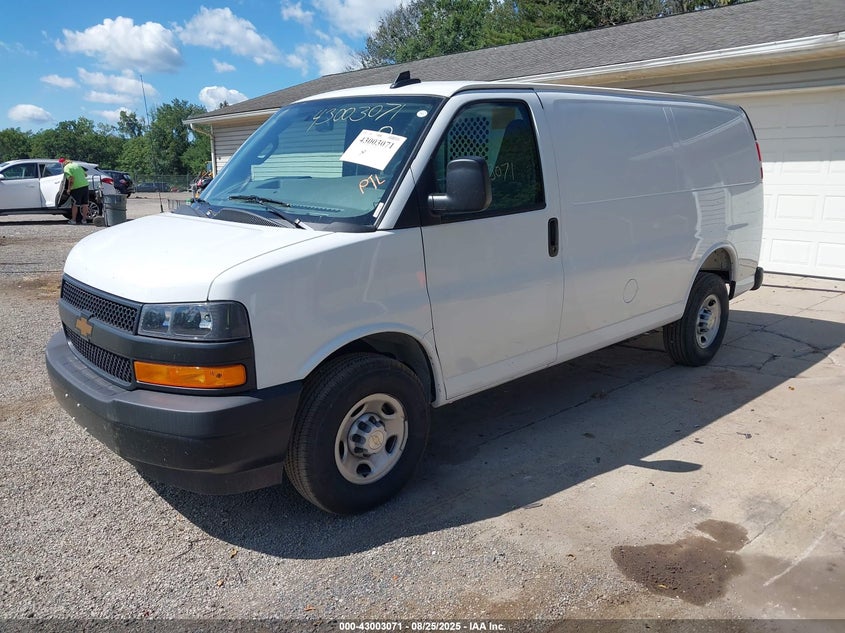 Vin: 1gcwgafp9s1144546, lot: 43497186, chevrolet express cargo rwd 2500 regular wheelbase wt 20252