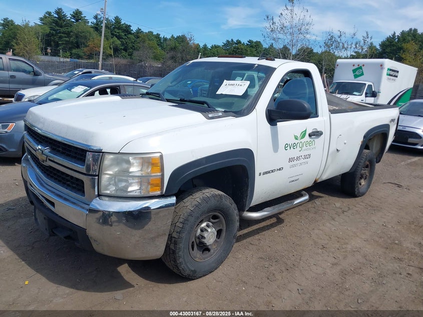 2008 Chevrolet Silverado 2500Hd Work Truck white truck gasoline 1GCHK24K88E154877 photo #3