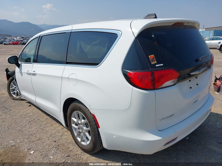 2022 Chrysler Voyager Lx white van flexible 2C4RC1CG0NR203481 photo #4
