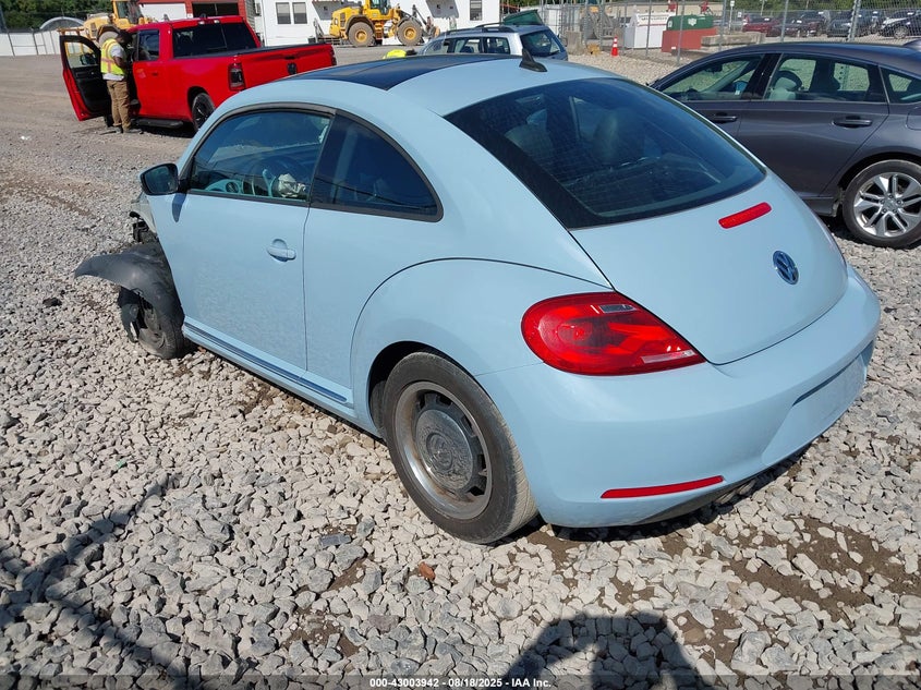 2013 VOLKSWAGEN BEETLE 2.5L - 3VWJX7ATXDM604821
