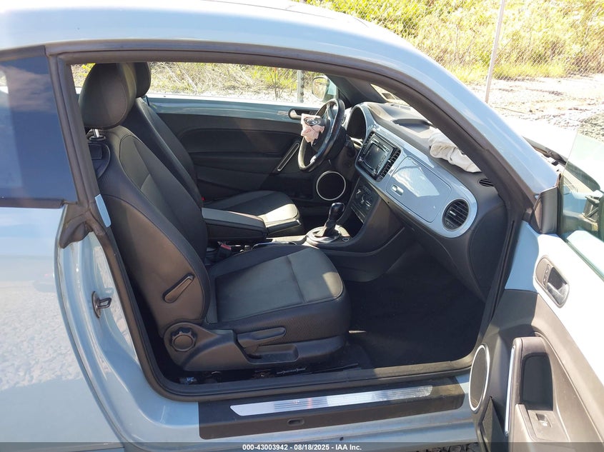 2013 VOLKSWAGEN BEETLE 2.5L - 3VWJX7ATXDM604821
