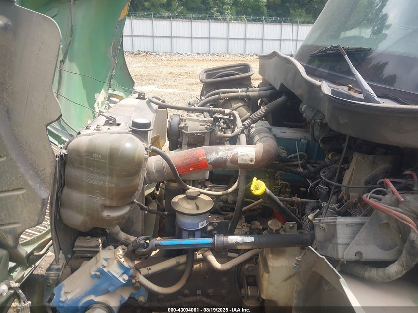 2005 International 4000 4300 VIN: 1HTMMAAN55H688062 Lot: 43004061