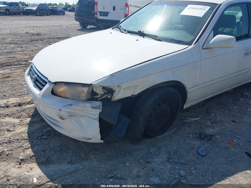 2001 Toyota Camry Le VIN: 4T1BG22K81U831900 Lot: 43004269