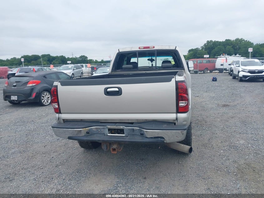 2005 Chevrolet Silverado 2500Hd Lt VIN: 1GCHK23215F862377 Lot: 43004363