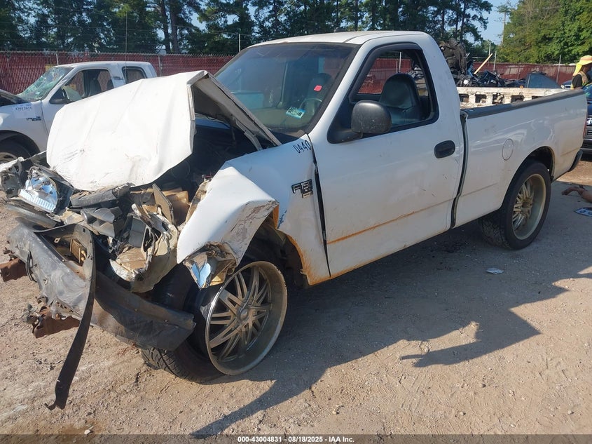 2FTRF17W84CA06410 2004 FORD F-150 photo no. 2