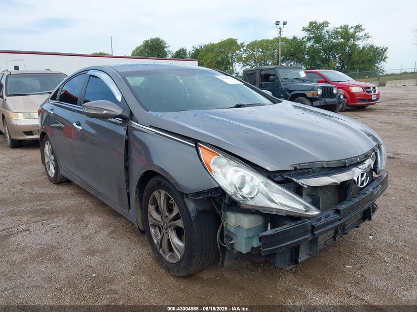 5NPEC4AC0BH123073 2011 Hyundai Sonata Limited auction photo 1