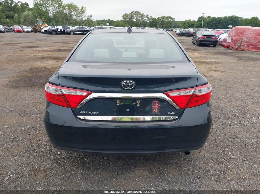 2016 Toyota Camry Le VIN: 4T1BF1FK4GU587162 Lot: 43005332