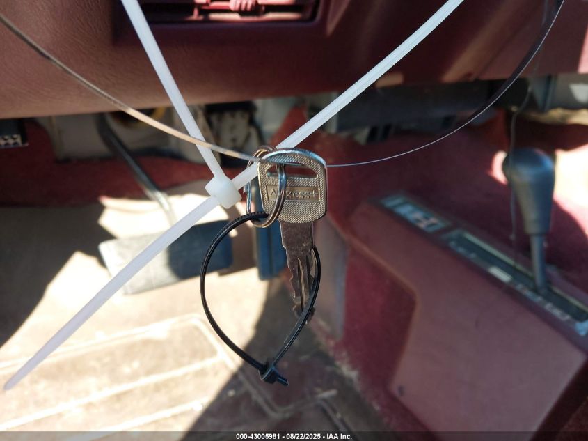 1995 Chevrolet Gmt-400 K1500 VIN: 1GCEK14K5SZ280112 Lot: 43005981