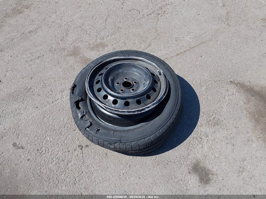 2014 TOYOTA COROLLA LE - 2T1BURHE5EC021067