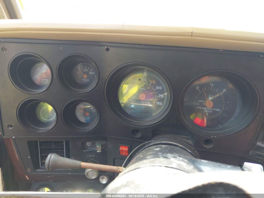 1983 Chevrolet K10 VIN: 1GCEK14H9DF306946 Lot: 43006263