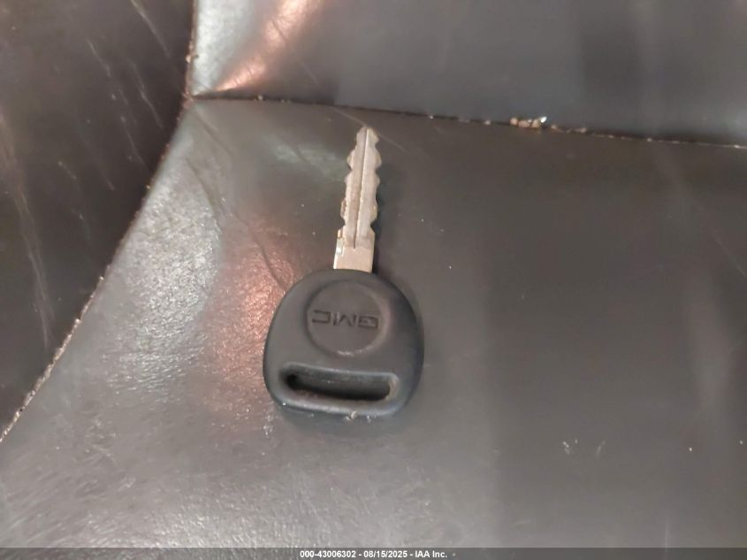 2007 GMC Sierra 1500 Classic Slt VIN: 2GTEK13Z871175823 Lot: 43006302