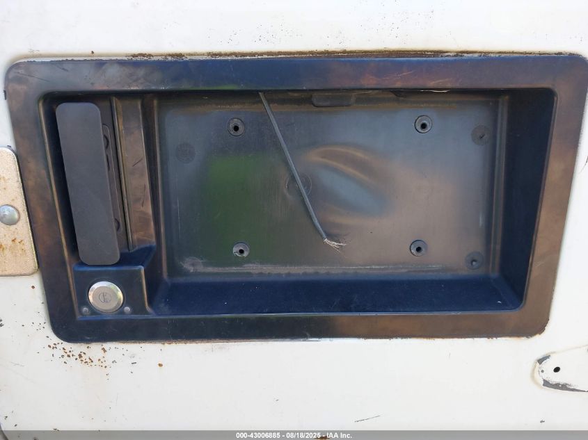 1999 Ford E-350 Super Duty Commercial/Recreational VIN: 1FTSE34L6XHA02962 Lot: 43006885