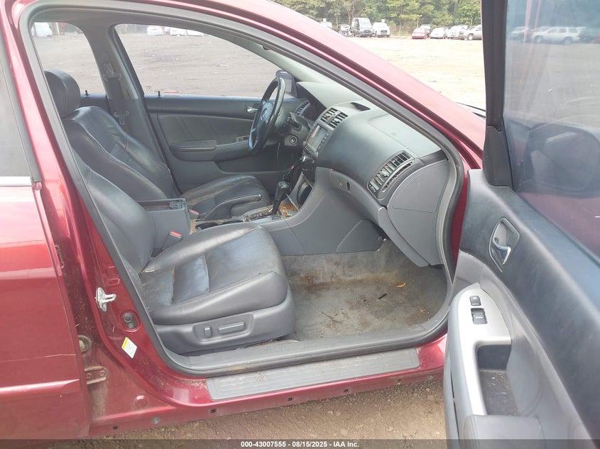 1HGCM668X5A077639 2005 HONDA ACCORD photo no. 5