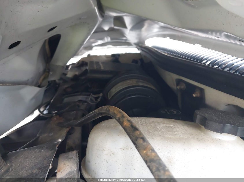 2003 GMC Savana Cutaway Standard W/C7L/C7N VIN: 1GDJG31U331129654 Lot: 43007625