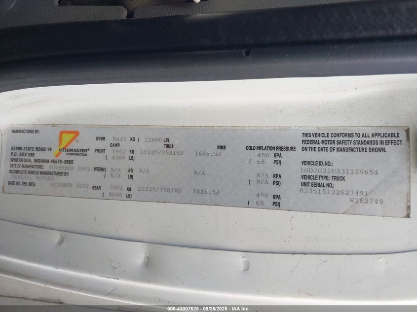 2003 GMC Savana Cutaway Standard W/C7L/C7N VIN: 1GDJG31U331129654 Lot: 43007625