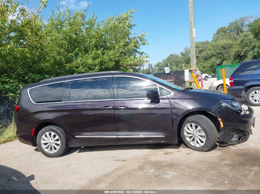 2017 Chrysler Pacifica Touring-L VIN: 2C4RC1BG9HR526708 Lot: 43007663