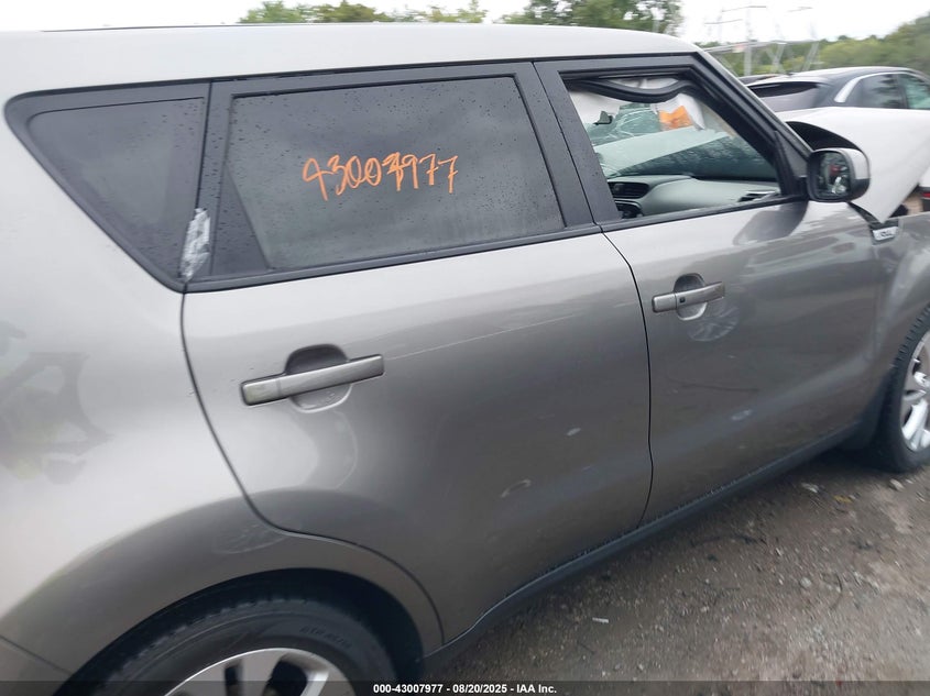 2016 KIA SOUL + - KNDJP3A53G7257277