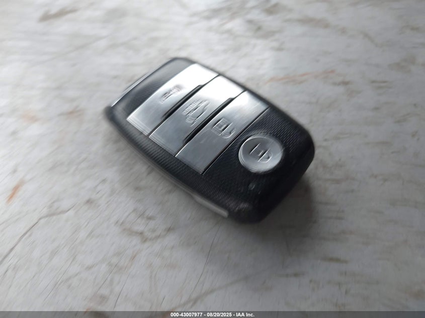 2016 KIA SOUL + - KNDJP3A53G7257277