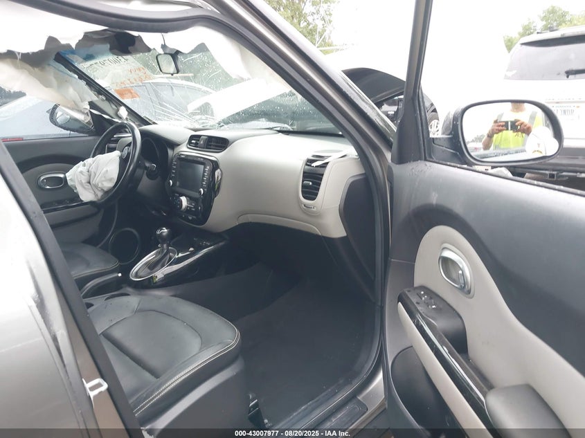 2016 KIA SOUL + - KNDJP3A53G7257277