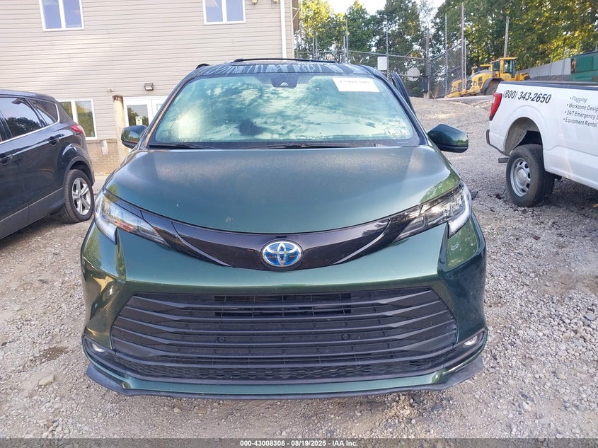 2025 TOYOTA SIENNA WOODLAND EDITION - 5TDCSKFCXSS183721