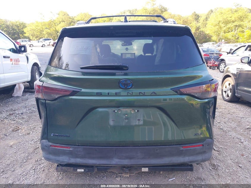 2025 TOYOTA SIENNA WOODLAND EDITION - 5TDCSKFCXSS183721