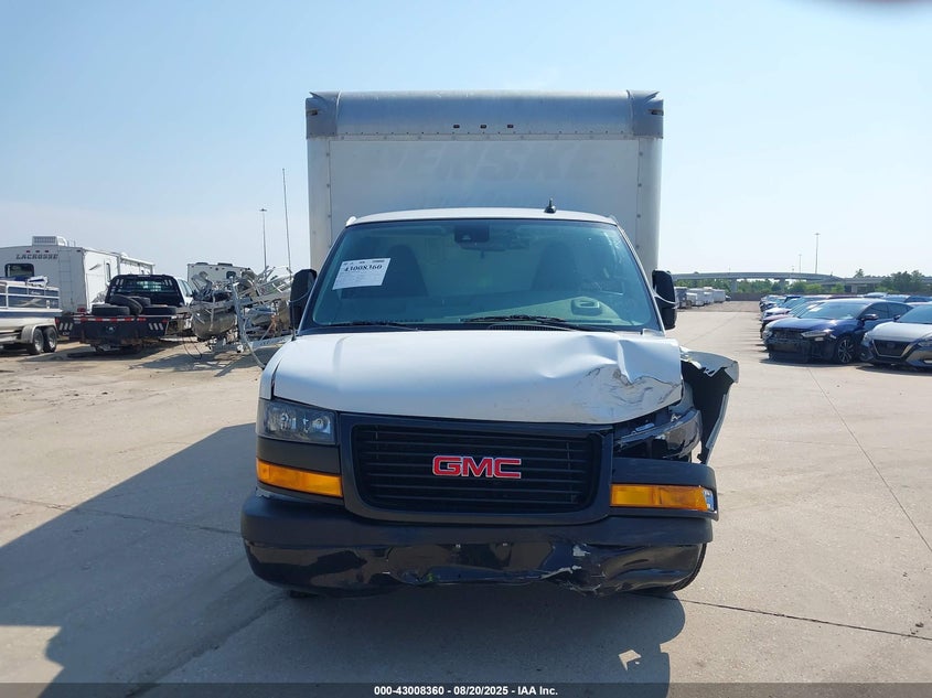 2020 GMC Savana Cutaway Work Van VIN: 7GZ37TCG1LN003437 Lot: 43008360