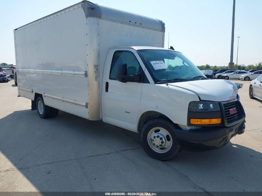 2020 GMC Savana Cutaway Work Van