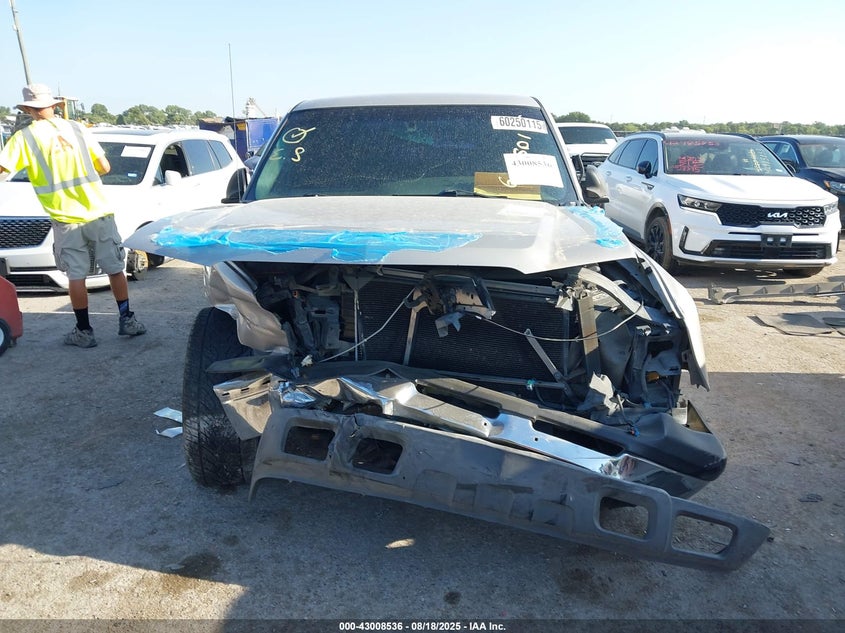 2004 Chevrolet Silverado 1500 Ls VIN: 2GCEC19V241135038 Lot: 43008536