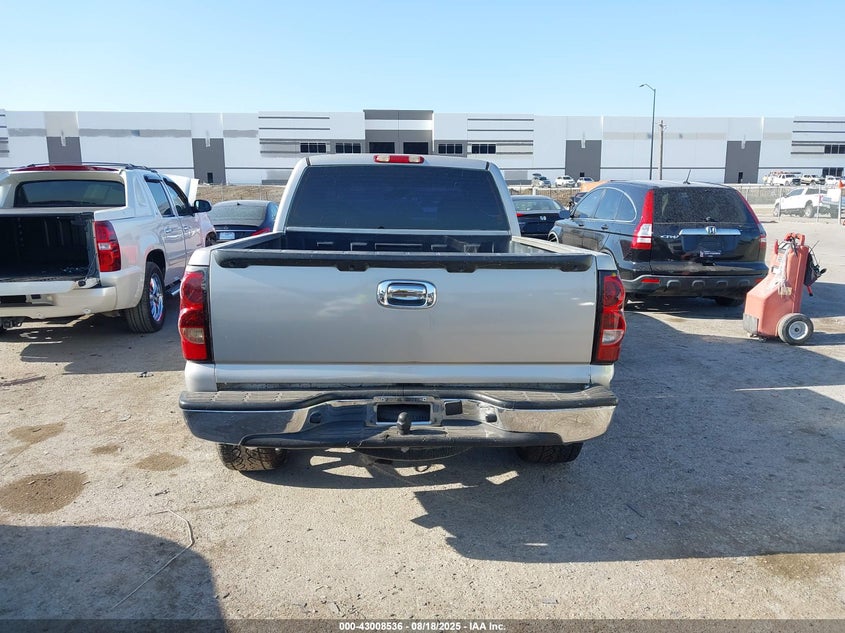 2004 Chevrolet Silverado 1500 Ls VIN: 2GCEC19V241135038 Lot: 43008536