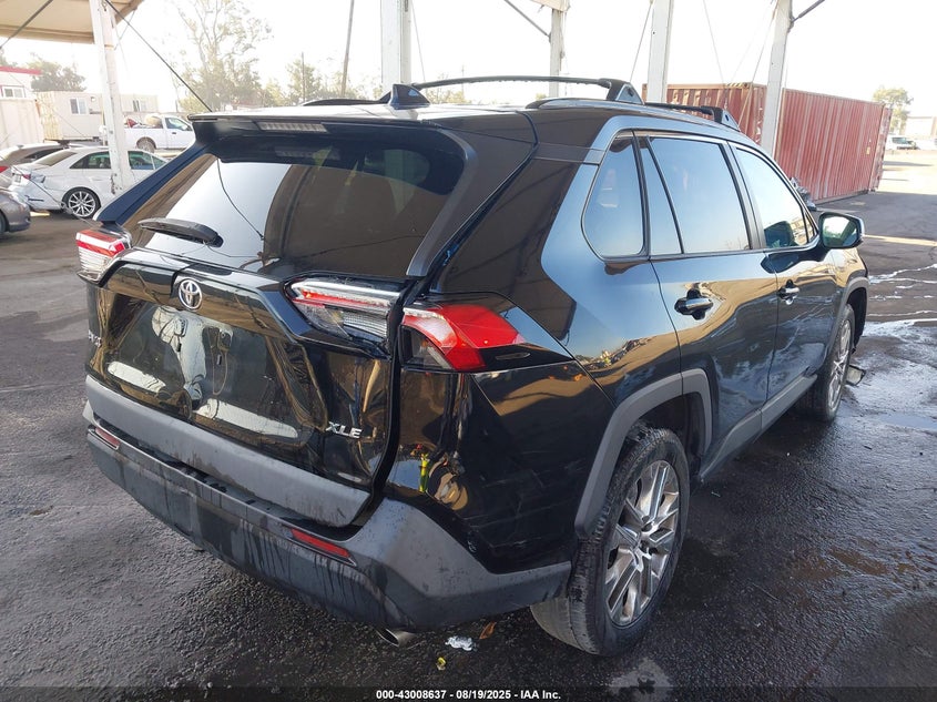 2020 TOYOTA RAV4 XLE PREMIUM - 2T3C1RFV0LW085309