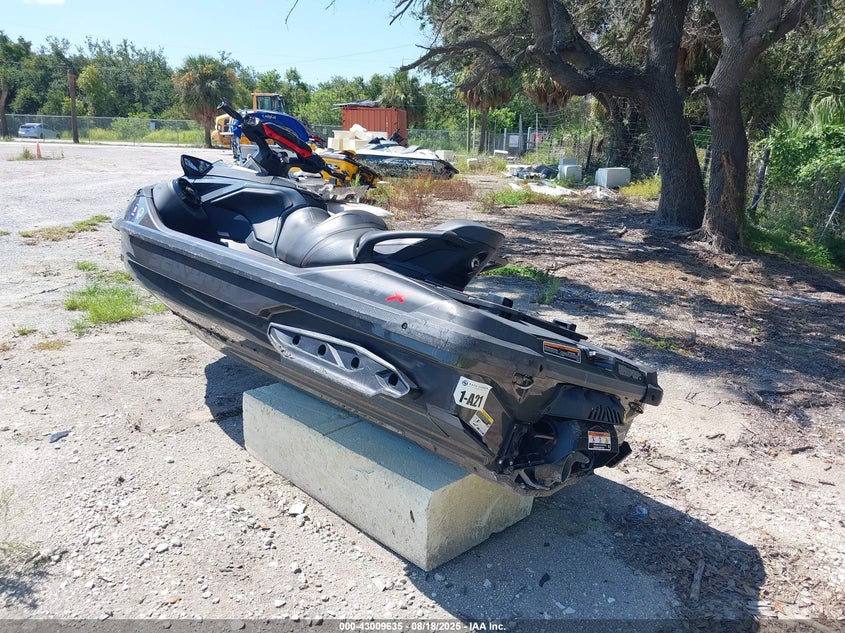 2023 Seadoo Rxt-X 300 black null null YDV38534K223 photo #4