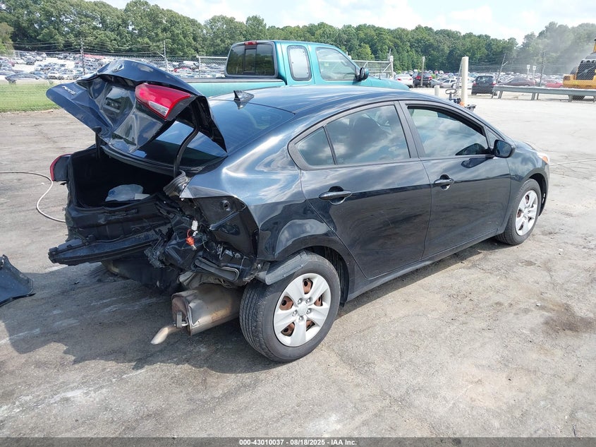 2017 KIA FORTE LX - 3KPFL4A75HE141119