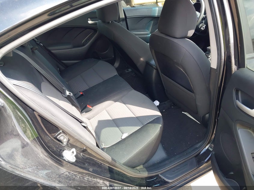 2017 KIA FORTE LX - 3KPFL4A75HE141119