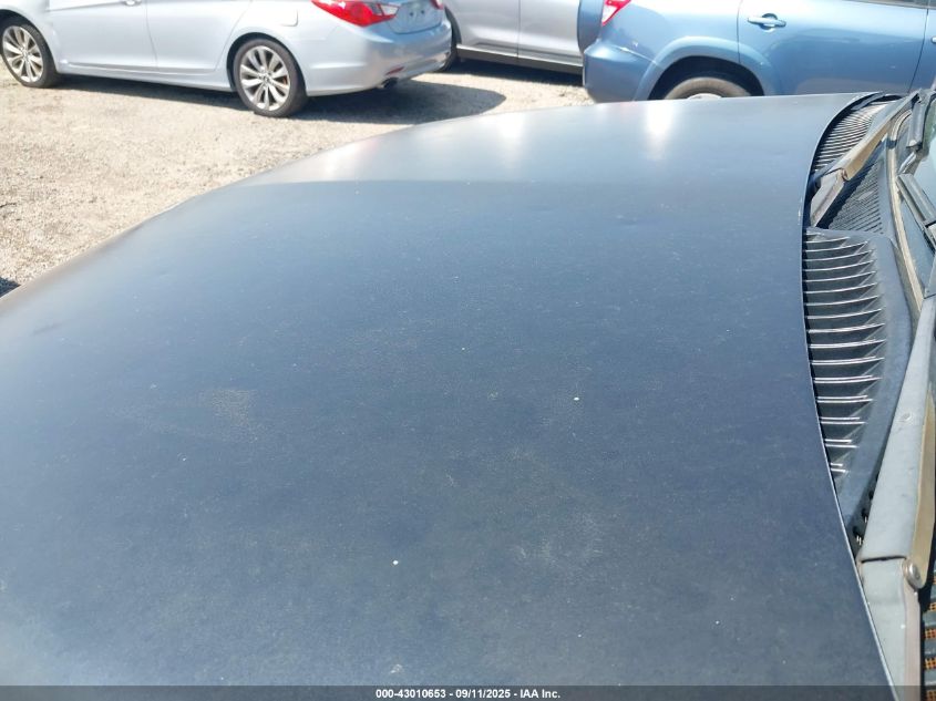 2002 Chevrolet Tahoe Z71 VIN: 1GNEK13Z22R212128 Lot: 43010653