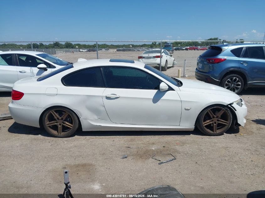 2011 BMW 328I VIN: WBAKE5C53BE429683 Lot: 43010751