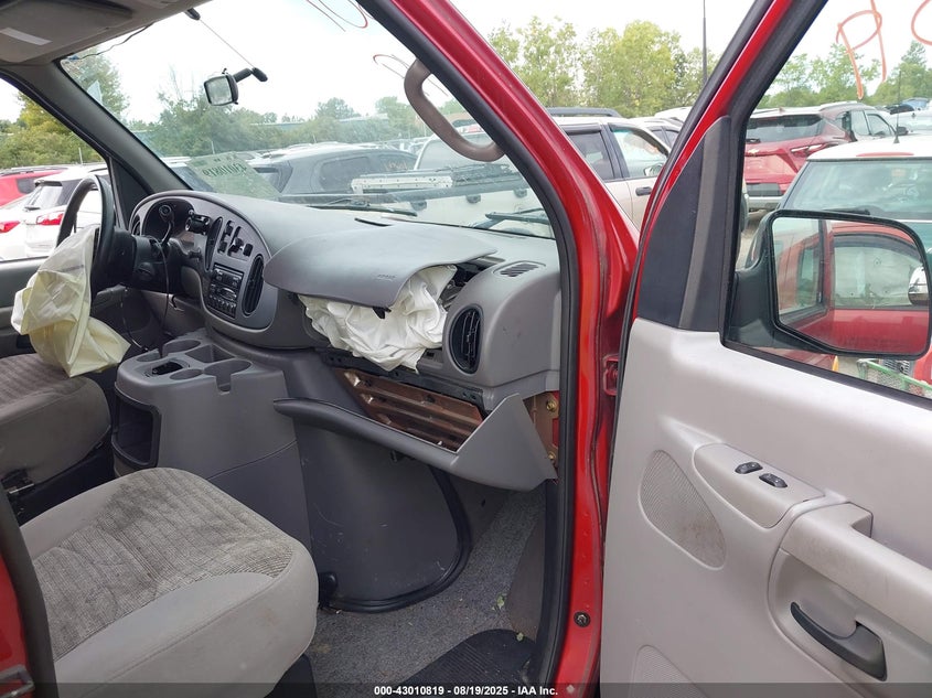 2002 Ford E-150 Xl/Xlt