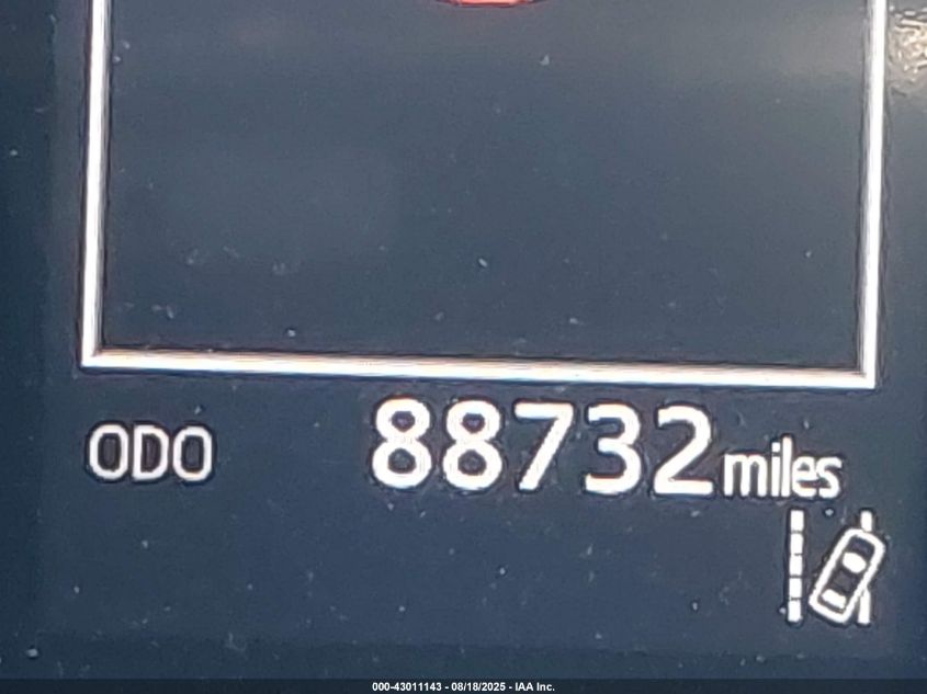 2018 Toyota Camry Le VIN: 4T1B11HK5JU643256 Lot: 43011143