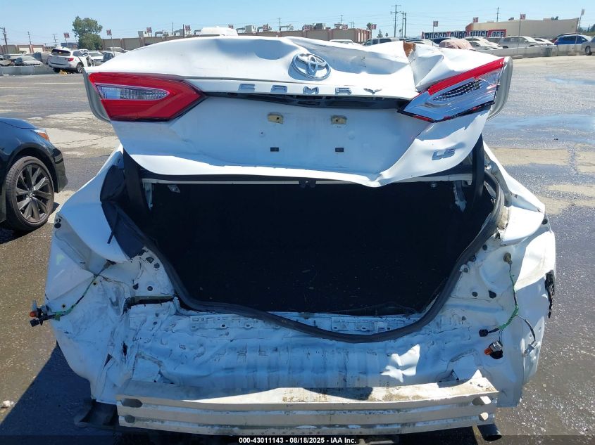 2018 Toyota Camry Le VIN: 4T1B11HK5JU643256 Lot: 43011143