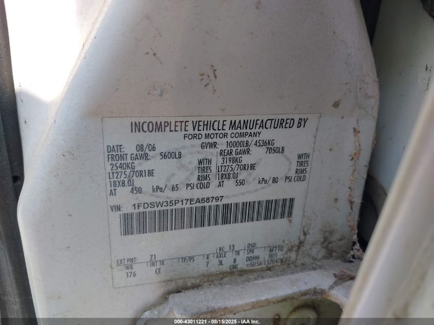 2007 Ford F-350 Chassis Lariat/Xl/Xlt VIN: 1FDSW35P17EA68797 Lot: 43011221
