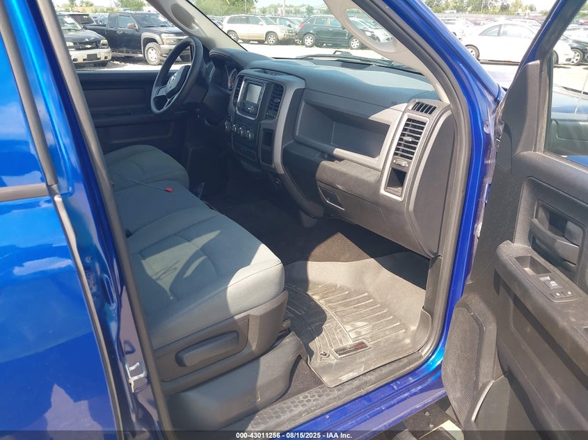 2017 RAM 1500 TRADESMAN  4X2 5'7 BOX - 1C6RR6KG1HS556139