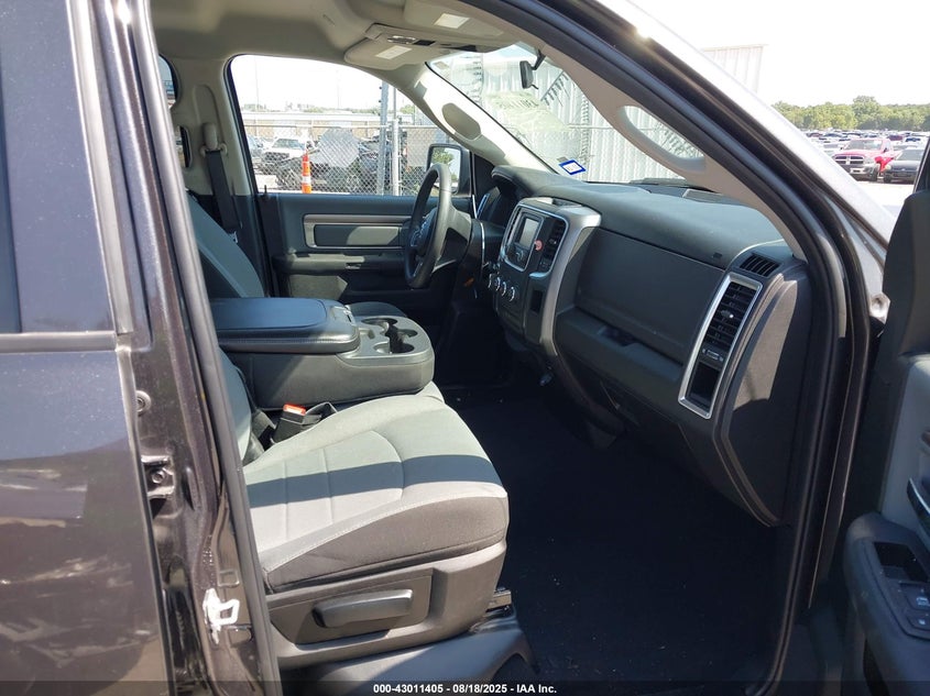 2024 RAM 1500 CLASSIC SLT  4X2 6'4 BOX - 1C6RR6GG5RS142291