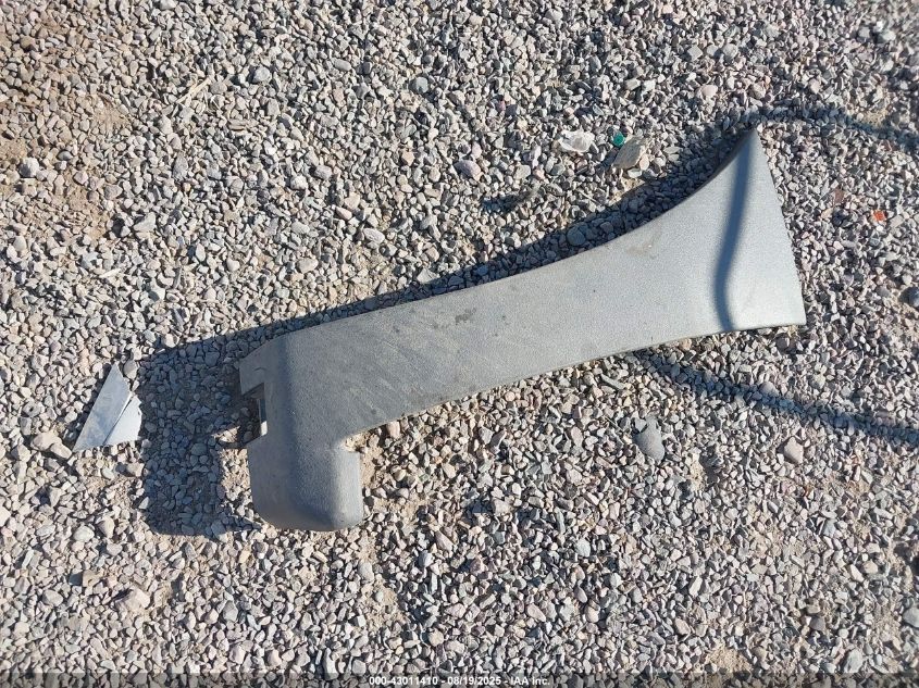 2002 Chevrolet Avalanche 1500 VIN: 3GNEK13T92G304915 Lot: 43011410