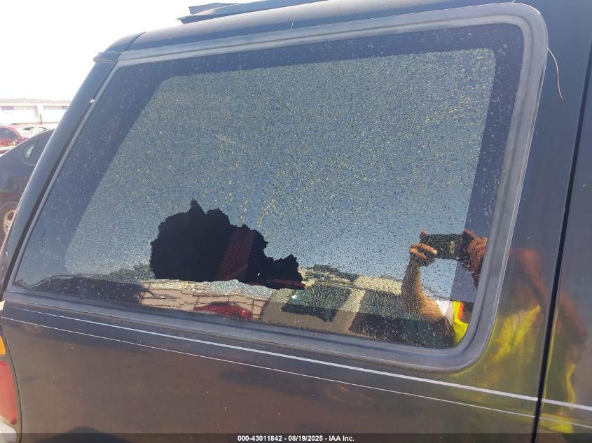 1997 Ford Explorer Eddie Bauer/Limited/Xl/Xlt VIN: 1FMDU34X5VZA45769 Lot: 43011842