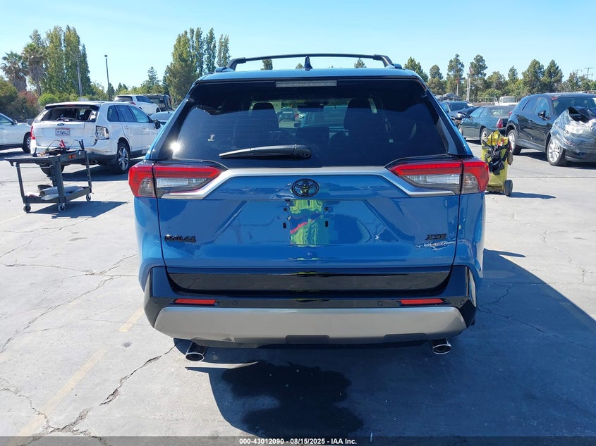 2025 TOYOTA RAV4 HYBRID XSE - JTME6RFV4SD579940