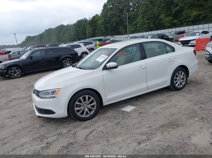 2013 VOLKSWAGEN JETTA 2.5L SE - 3VWDX7AJ2DM297656