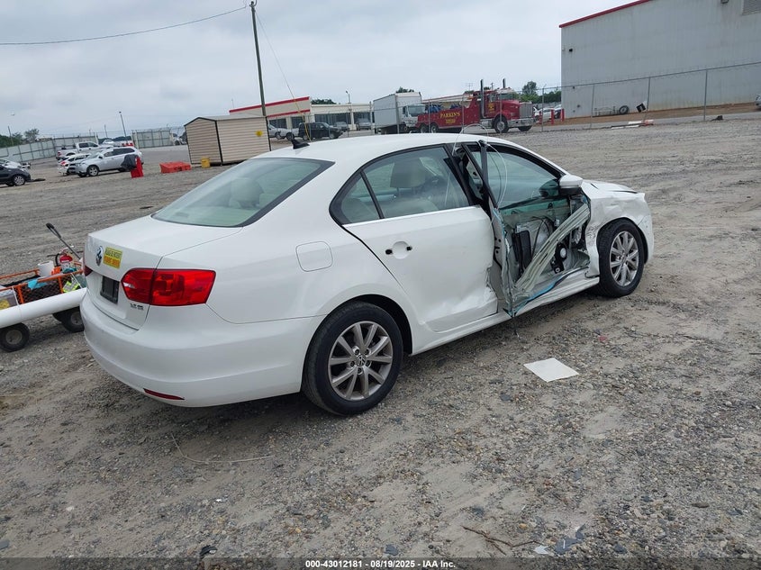 2013 VOLKSWAGEN JETTA 2.5L SE - 3VWDX7AJ2DM297656