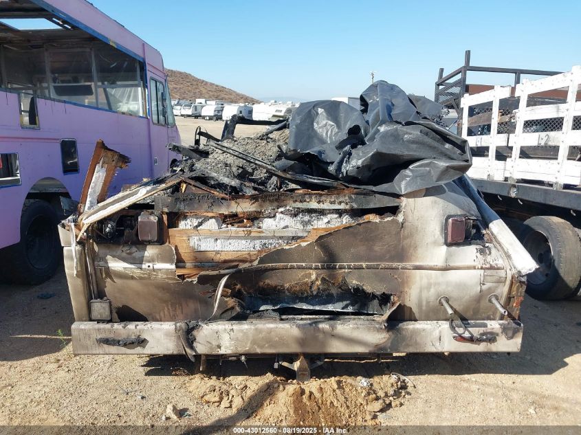 1999 Ford Econoline E450 Super Duty Cutwy Rv VIN: 1FDXE40S8XHA85623 Lot: 43012560