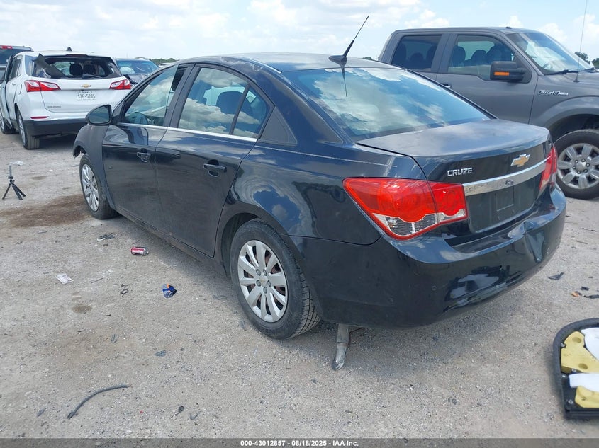 1G1PF5S9XB7124821 2011 CHEVROLET CRUZE photo no. 3